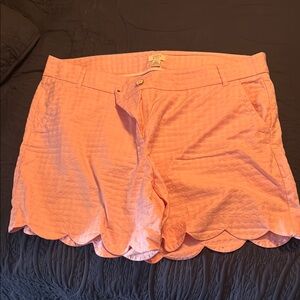 Crown & Ivy Pink Scalloped Shelby Women's Shorts 18W